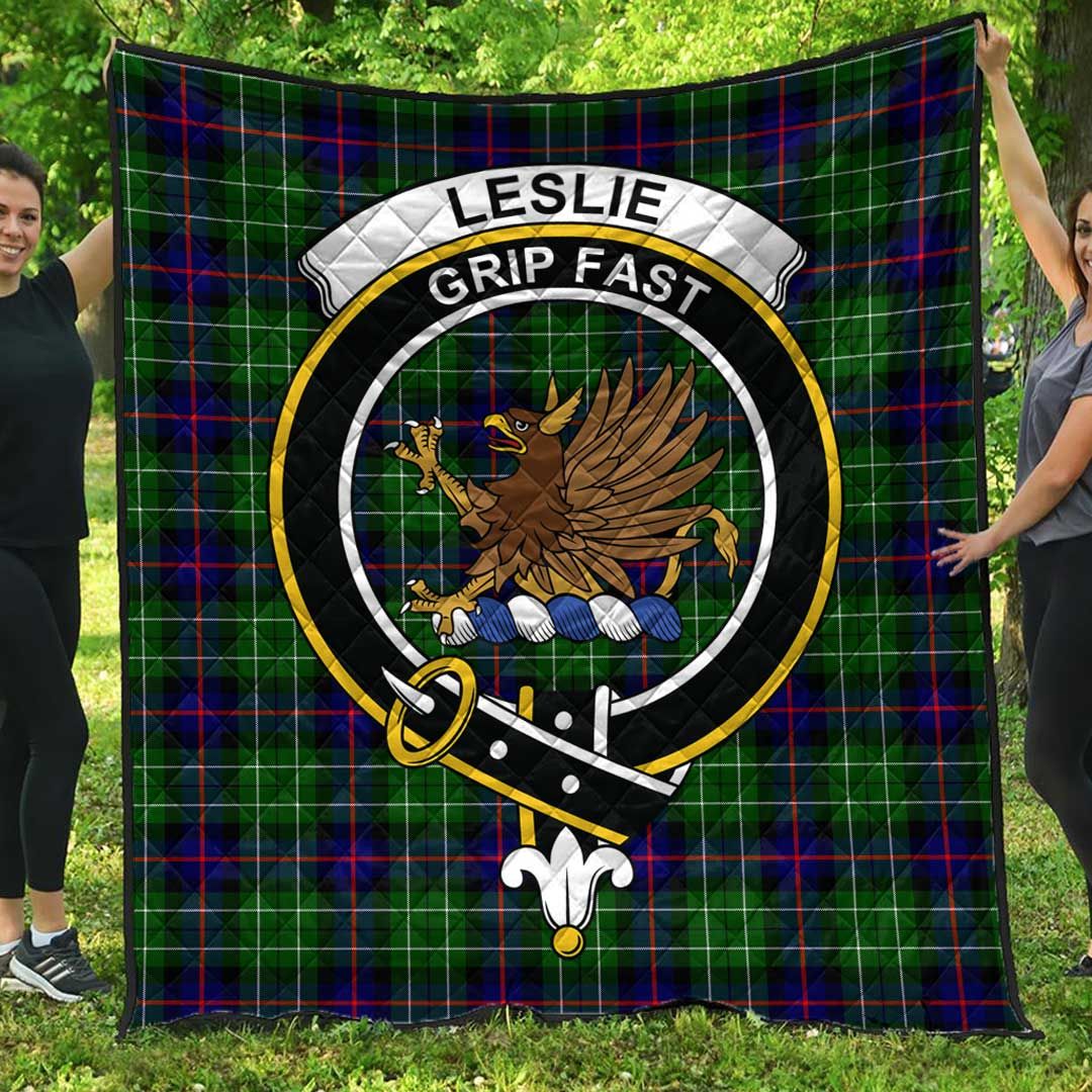 Leslie Hunting Ancient Tartan Crest Quilt