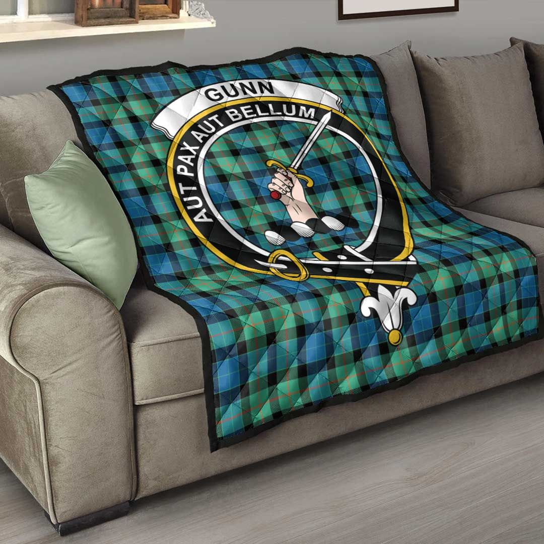 Gunn Ancient Tartan Crest Quilt