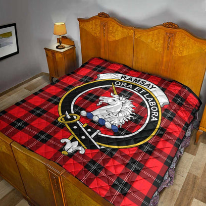 Ramsay Modern Tartan Crest Quilt