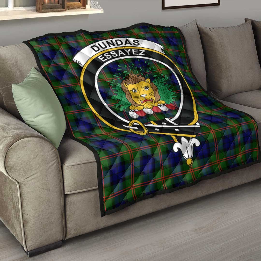 Dundas Modern Tartan Crest Quilt