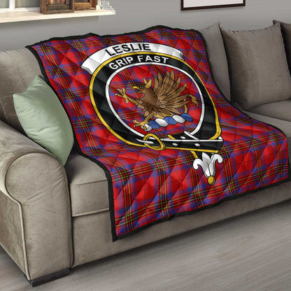 Leslie Modern Tartan Crest Quilt