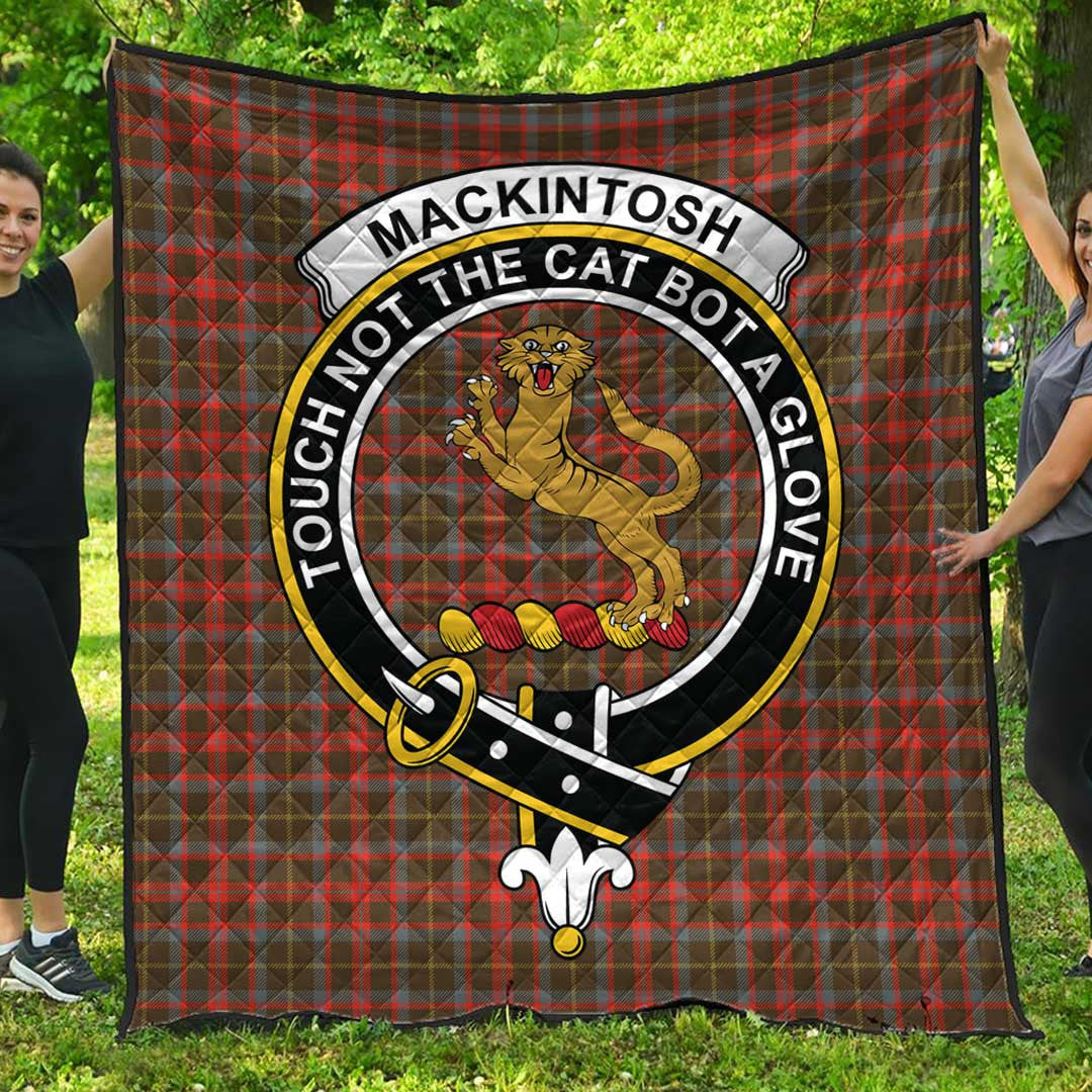 MacKintosh Hunting Weathered Tartan Crest Quilt