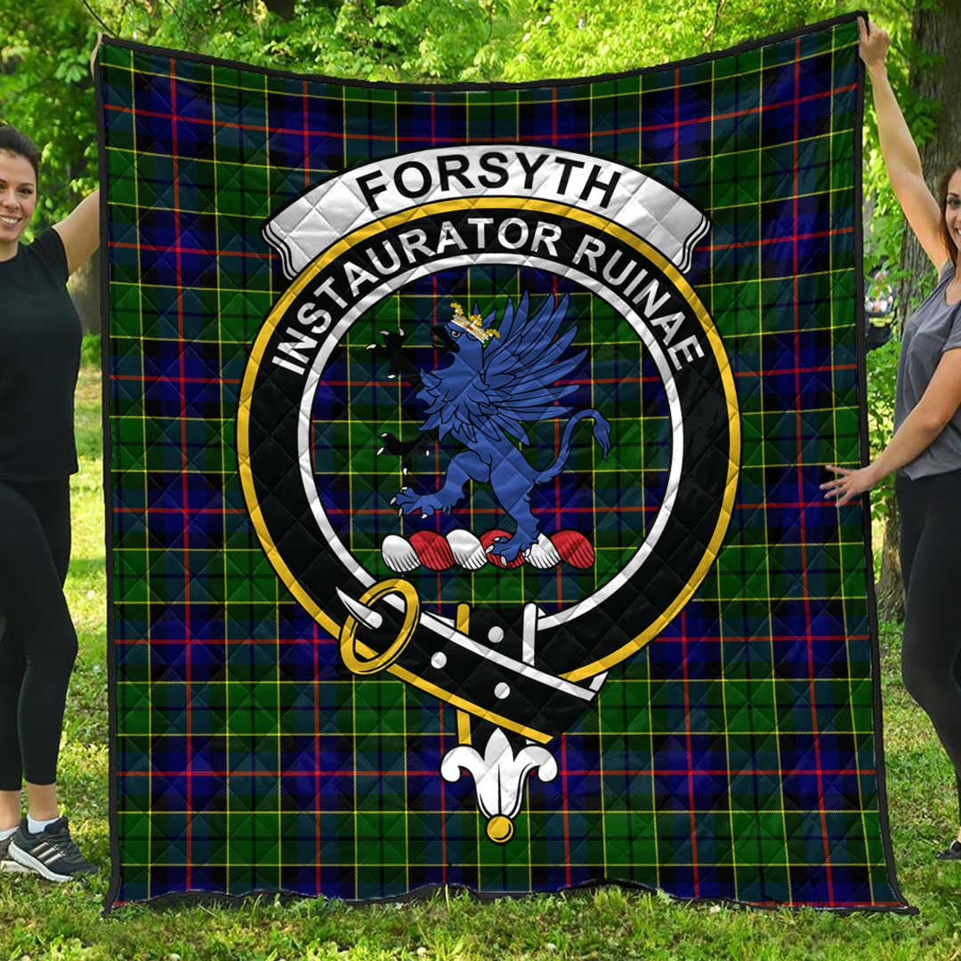 Forsyth Modern Tartan Crest Quilt