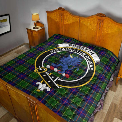 Forsyth Modern Tartan Crest Quilt