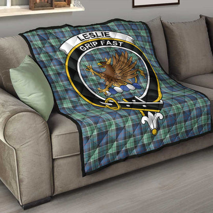 Leslie Hunting Tartan Crest Quilt