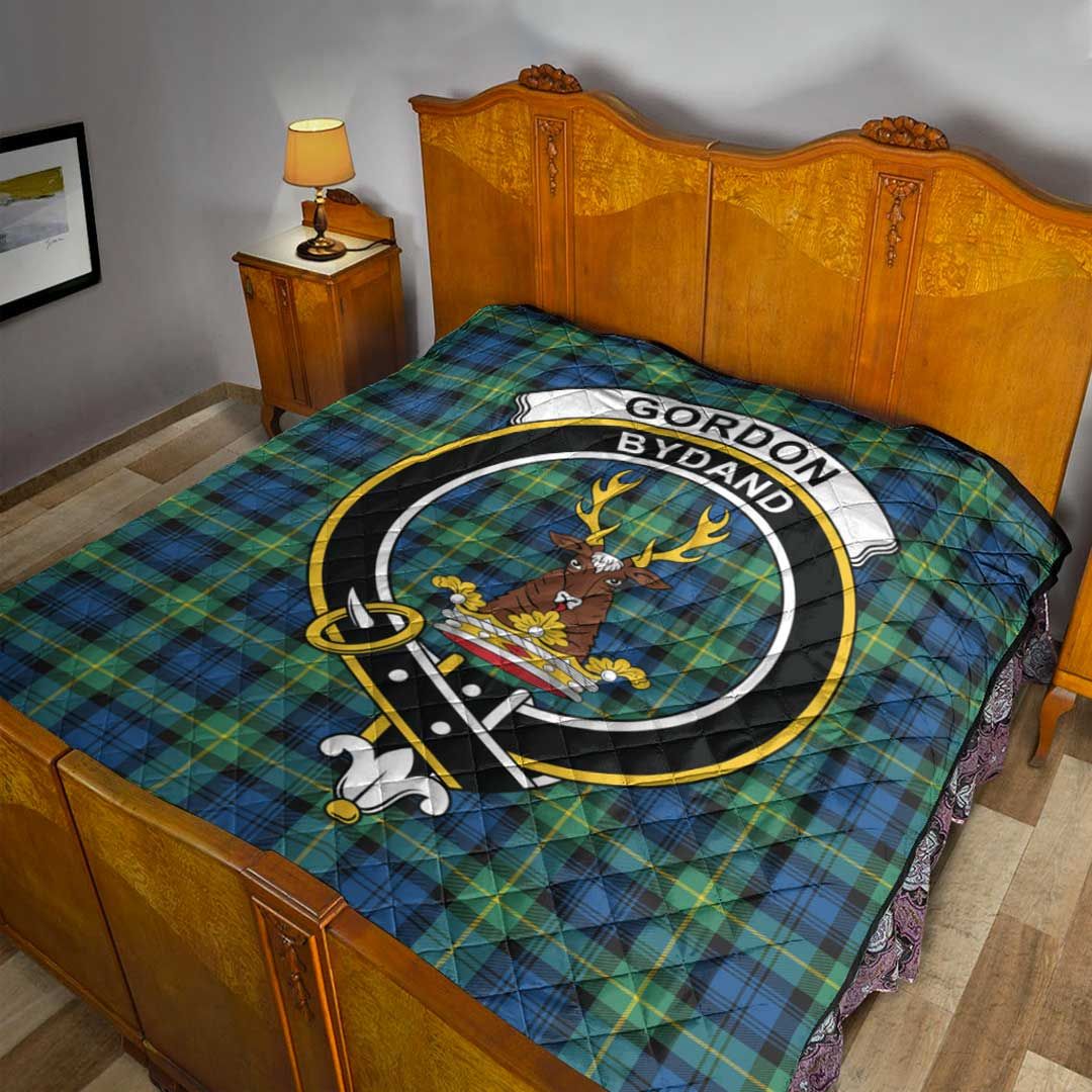 Gordon Ancient Tartan Crest Quilt