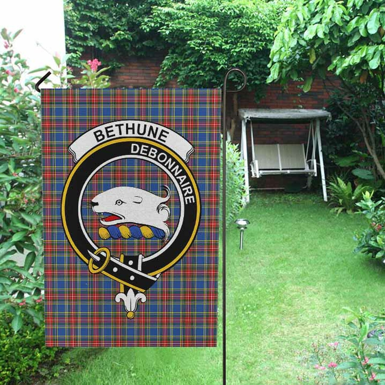 Bethune Tartan Crest Garden Flag