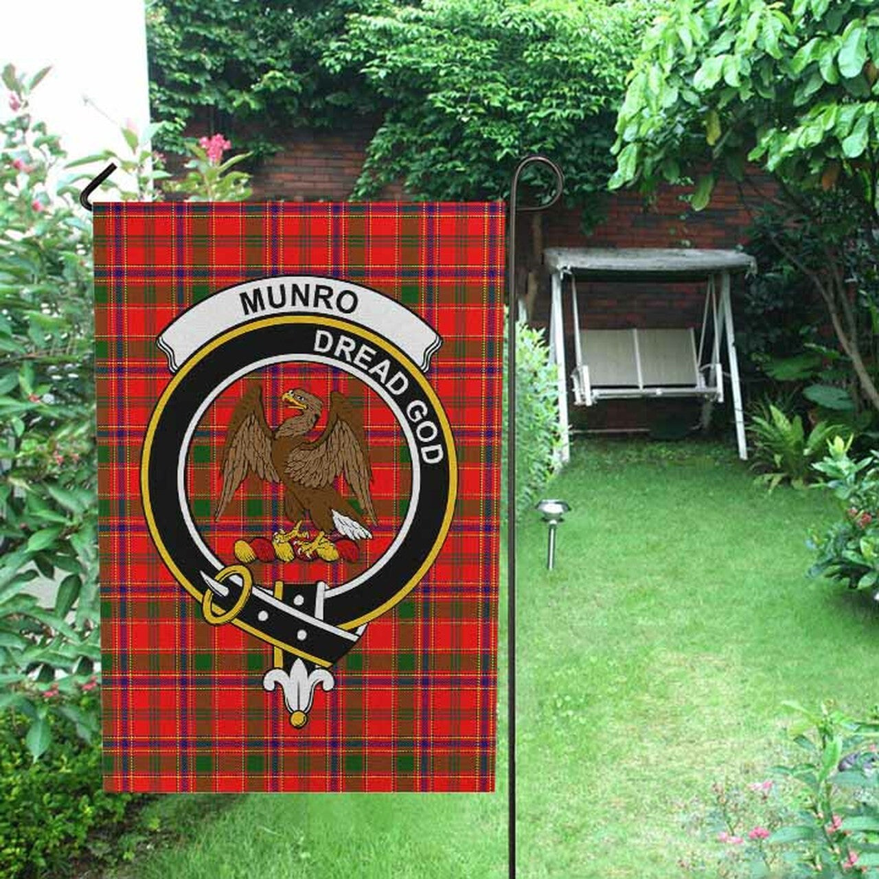 Munro Tartan Crest Garden Flag