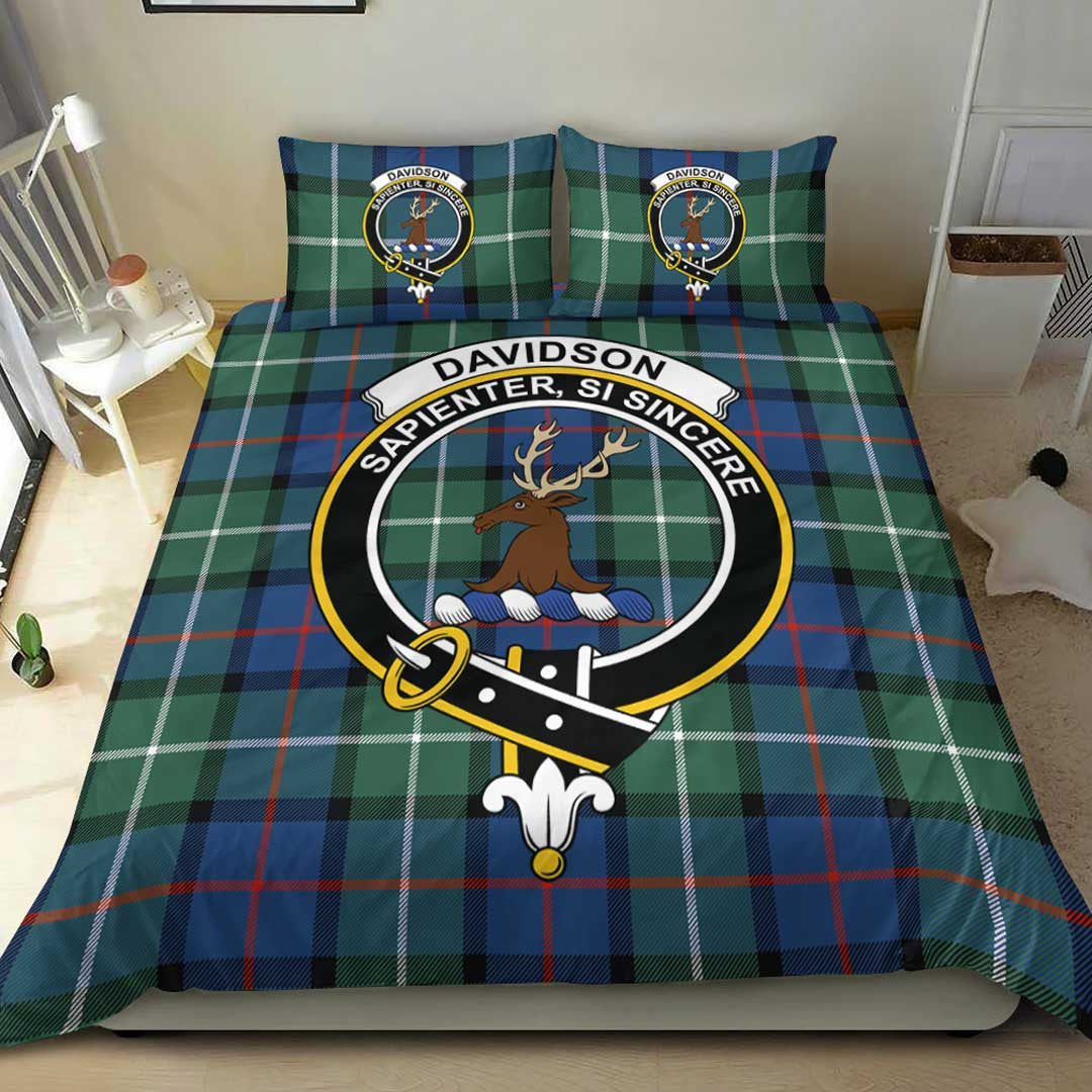 Davidson of Tulloch Tartan Crest Bedding Set