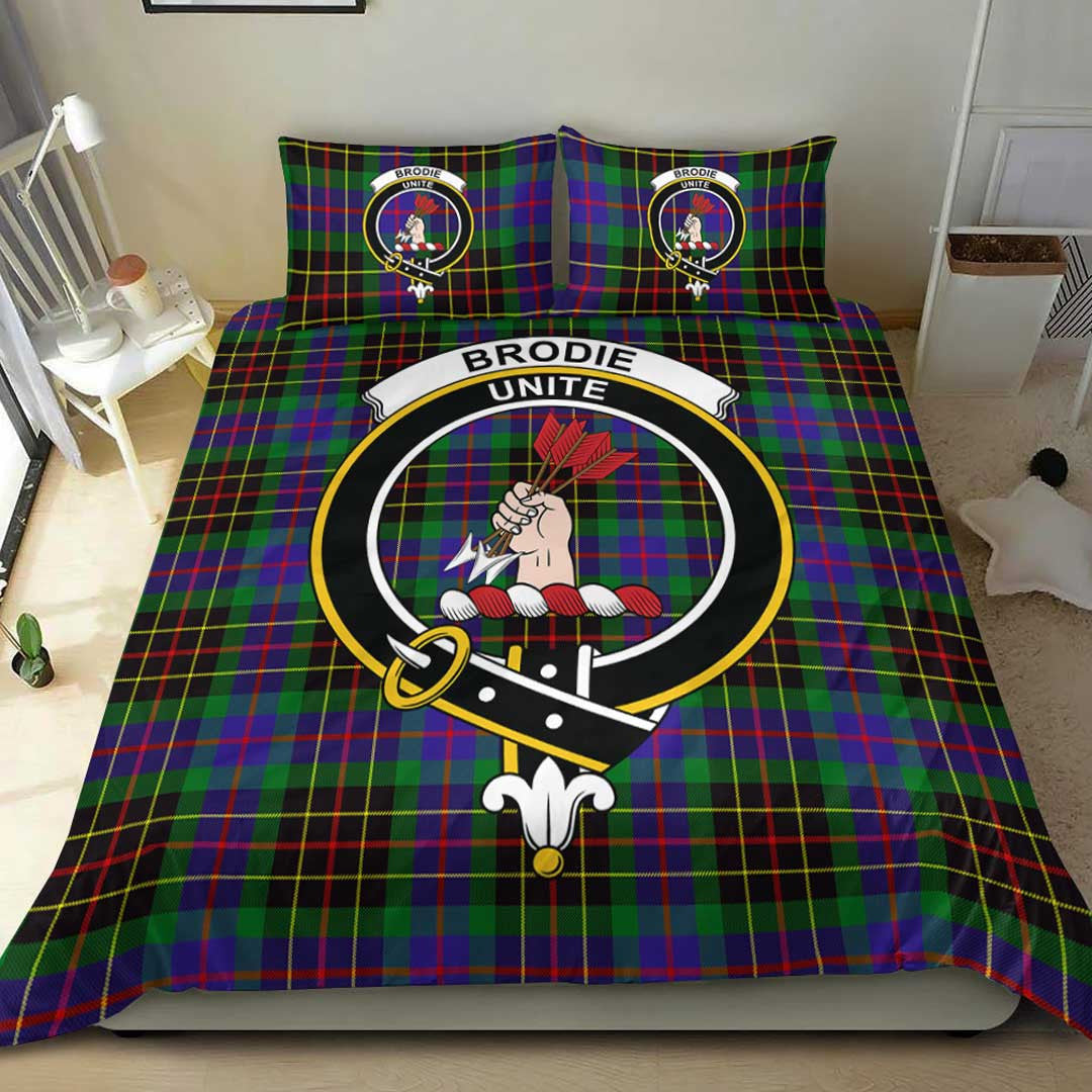 Brodie Hunting Modern Tartan Crest Bedding Set