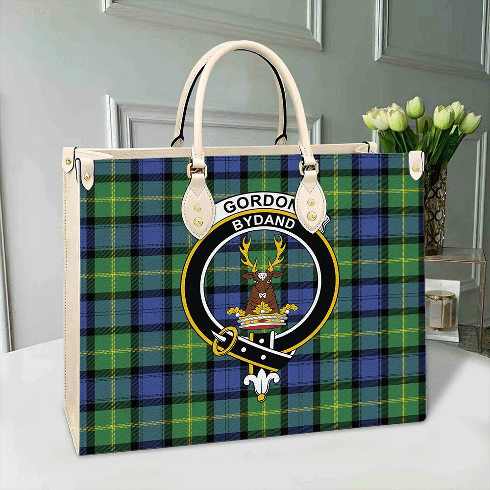 Gordon Old Ancient Tartan Crest Leather Bag