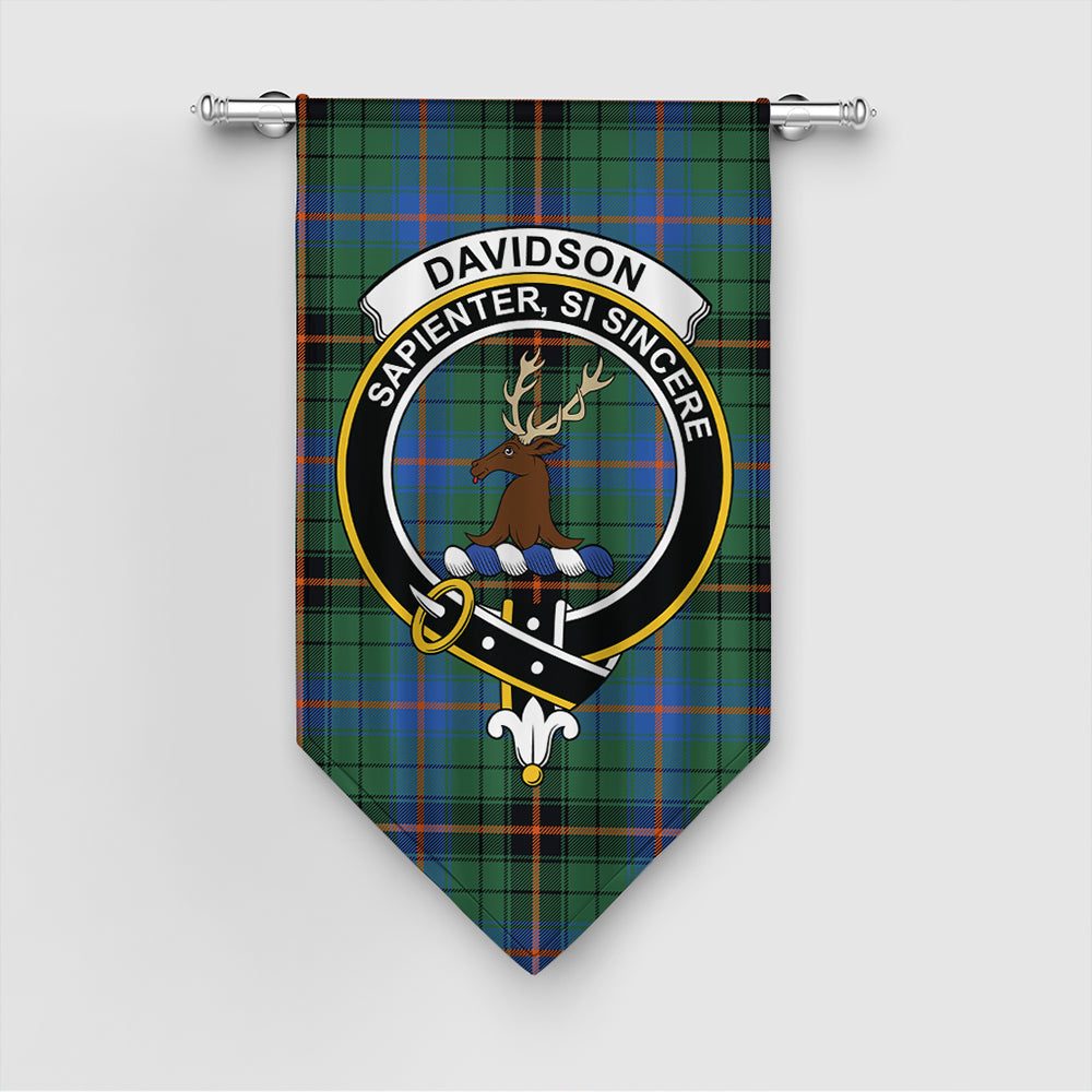 Davidson Ancient Tartan Crest Gonfalon