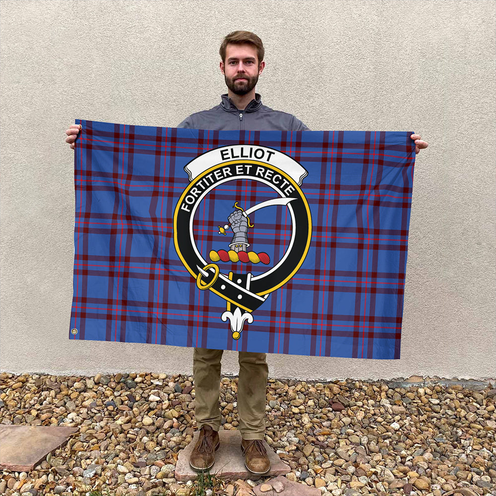 Elliot Modern Tartan Classic Crest House Flag