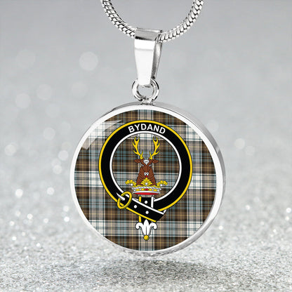 Gordon Dress Weathered Tartan Crest Circle Necklace