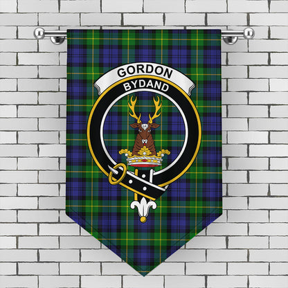 Gordon Modern Tartan Crest Gonfalon