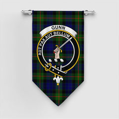 Gunn Modern Tartan Crest Gonfalon