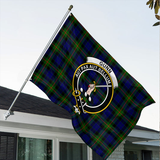 Gunn Modern Tartan Classic Crest House Flag