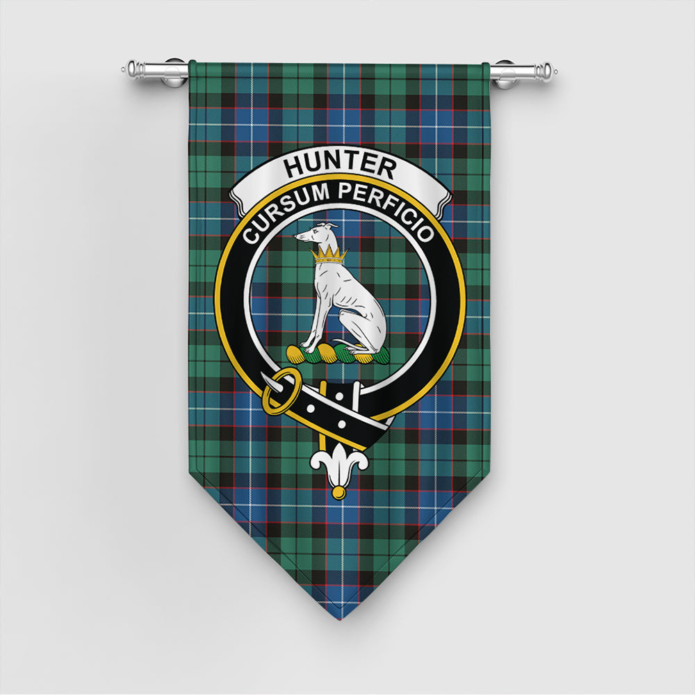 Hunter Ancient Tartan Crest Gonfalon