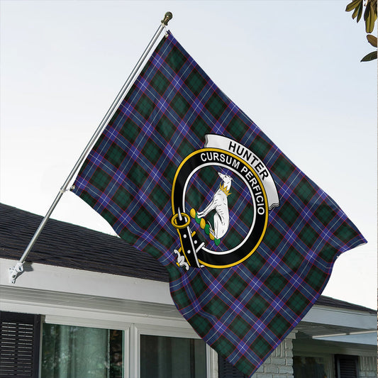 Hunter Modern Tartan Classic Crest House Flag