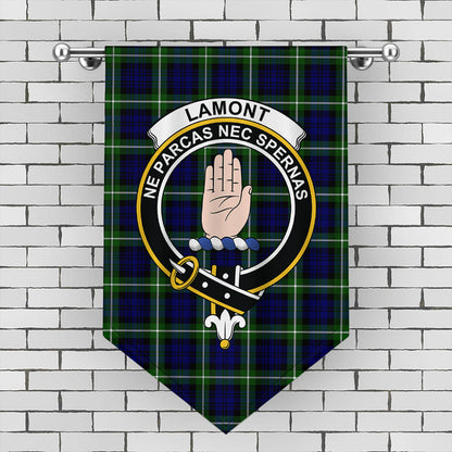 Lamont Modern Tartan Crest Gonfalon