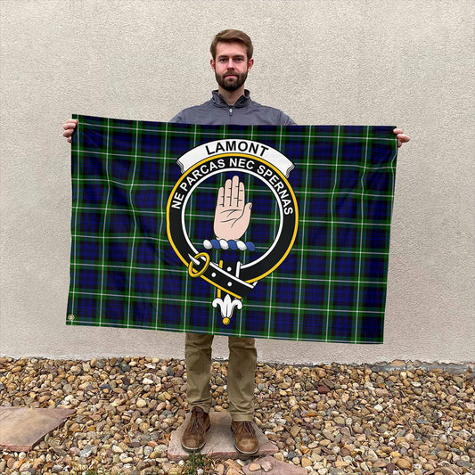 Lamont Modern Tartan Classic Crest House Flag