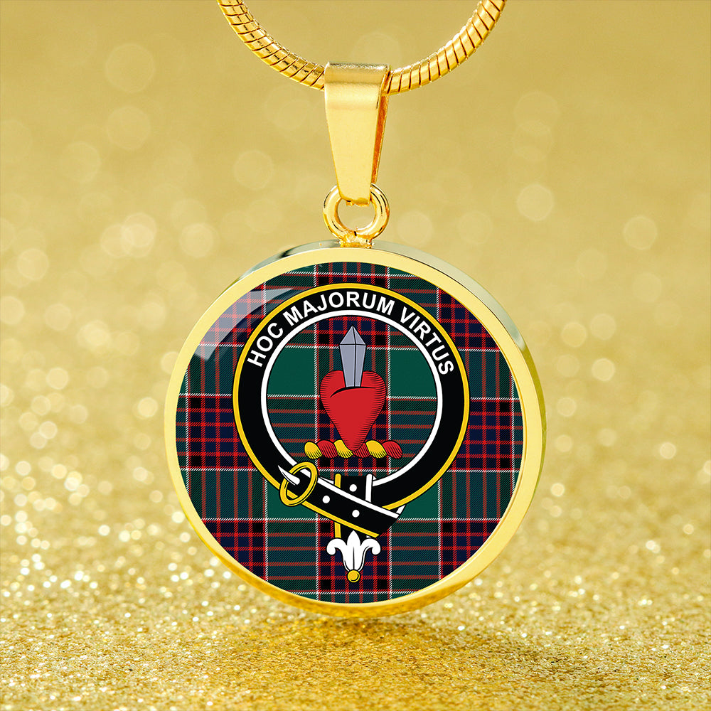 Logan (Clans Originaux) Modern Tartan Crest Circle Necklace