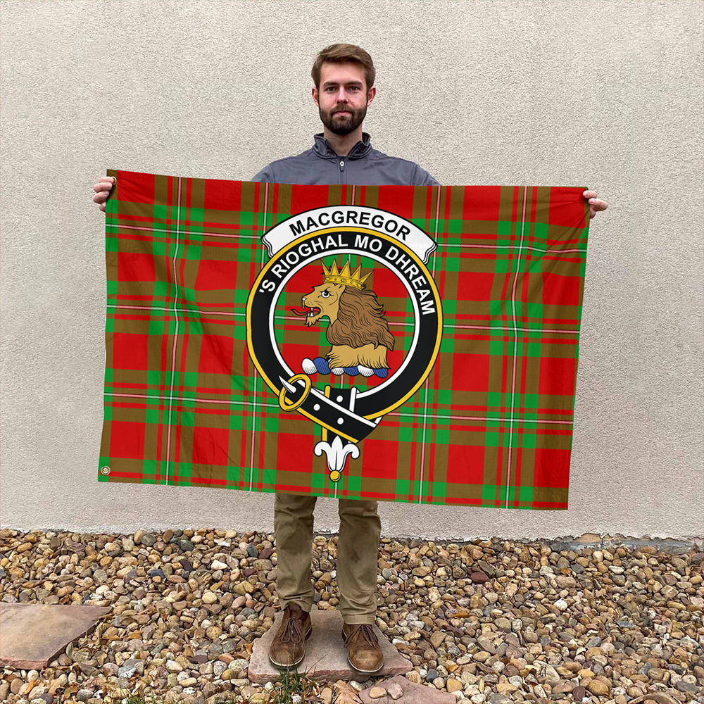 MacGregor Modern Tartan Classic Crest House Flag