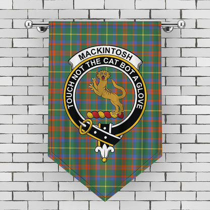 MacKintosh Hunting Ancient Tartan Crest Gonfalon