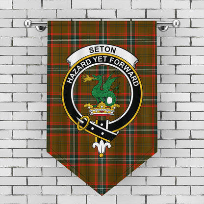 Seton Hunting Modern Tartan Crest Gonfalon