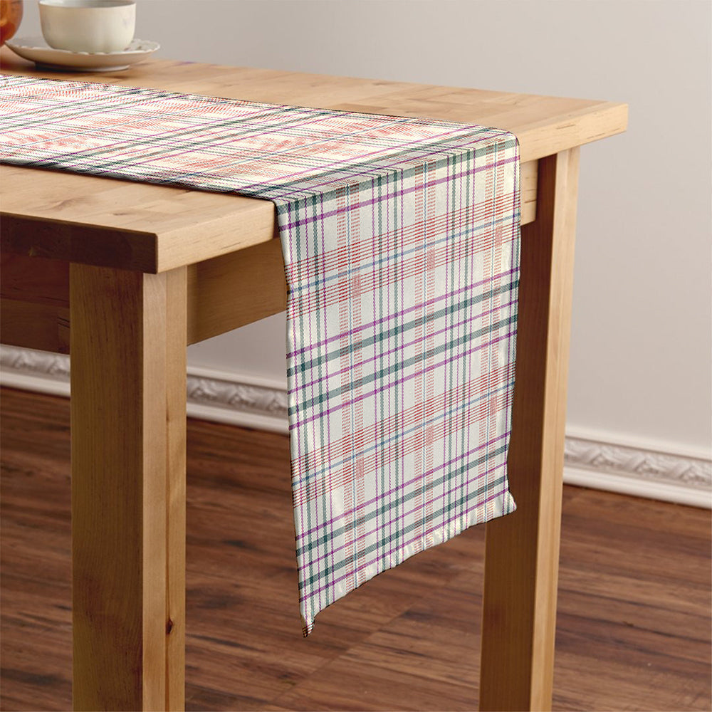 Shaw Women's Dress Weathered Tartan Crest Table Runner