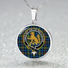 Smith (MacGowan Hunting) Modern Tartan Crest Circle Necklace